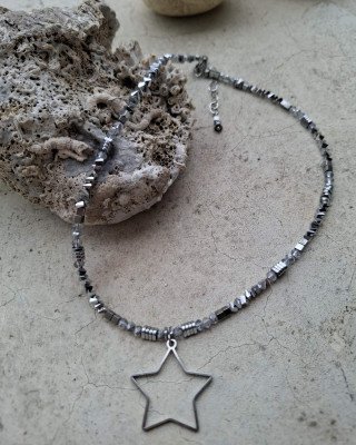 ESTRELLA Χειροποίητο κολιέ με μοτίφ αστέρι από ανοξείδωτο ατσάλι 