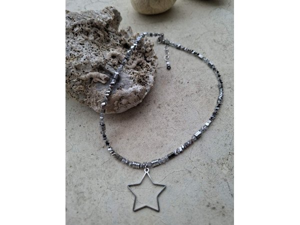 ESTRELLA Χειροποίητο κολιέ με μοτίφ αστέρι από ανοξείδωτο ατσάλι 